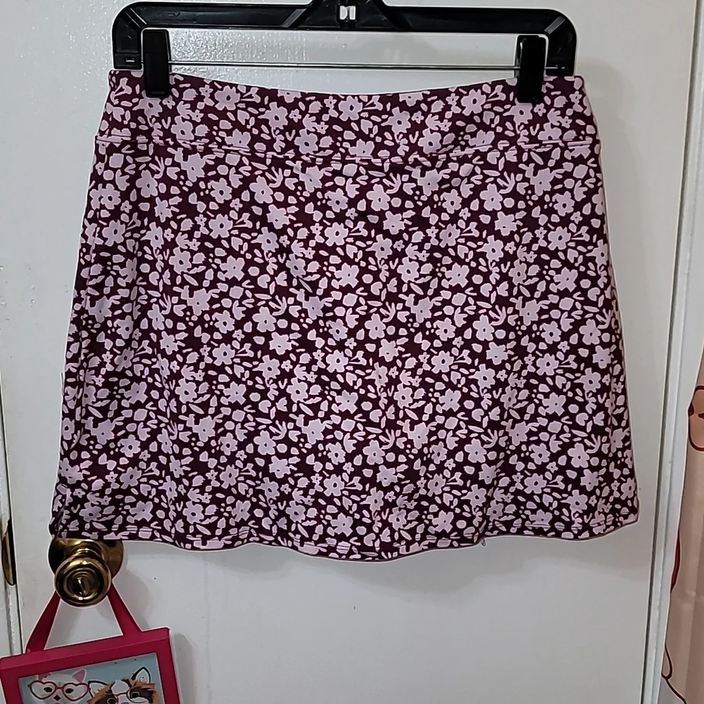 Tranquility skort purple flowers all over print stretchable pull on B8